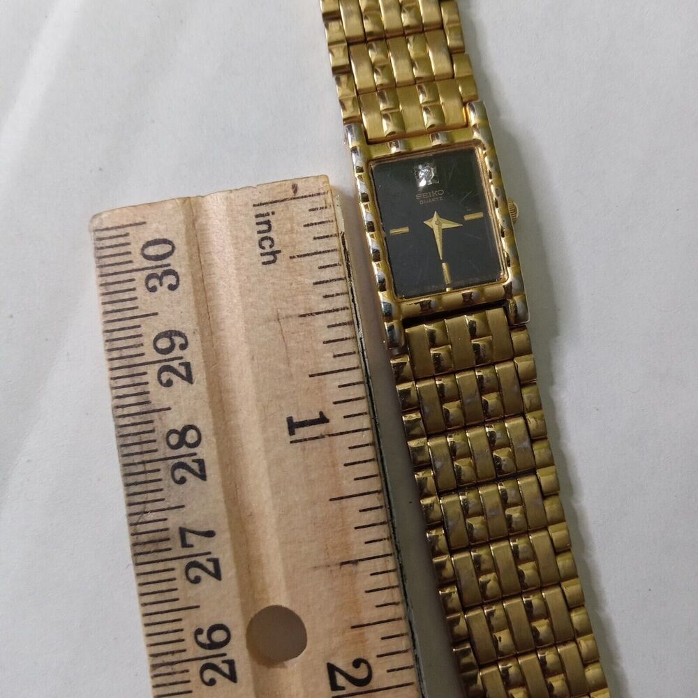 Vintage Seiko Watch For Women FLAWED NOT WORKING-For parts AS IS - Picture 8 of 13